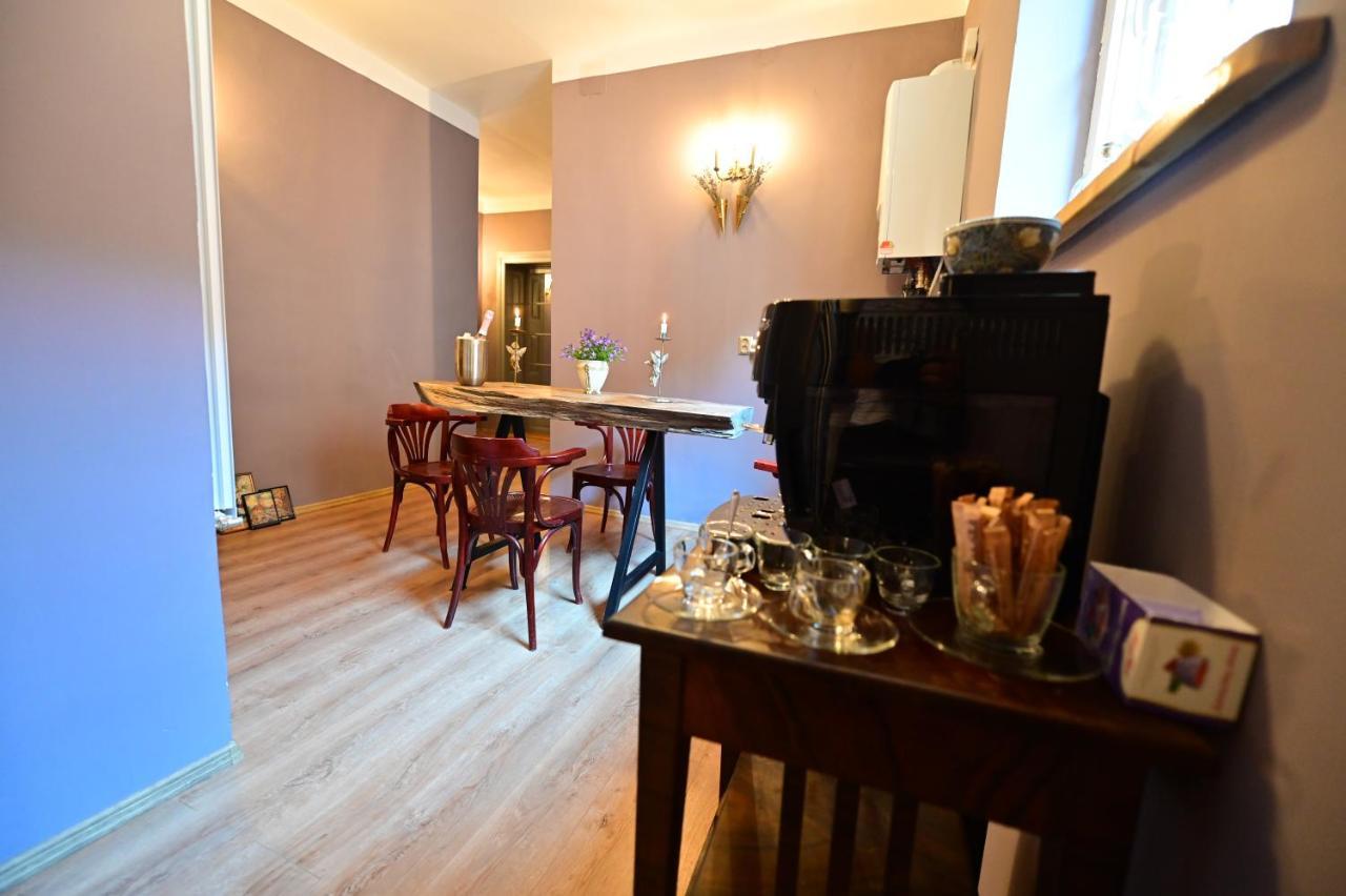 Lovely 2 Bedroom Apartment In Historic City Center Sibiu Exteriér fotografie
