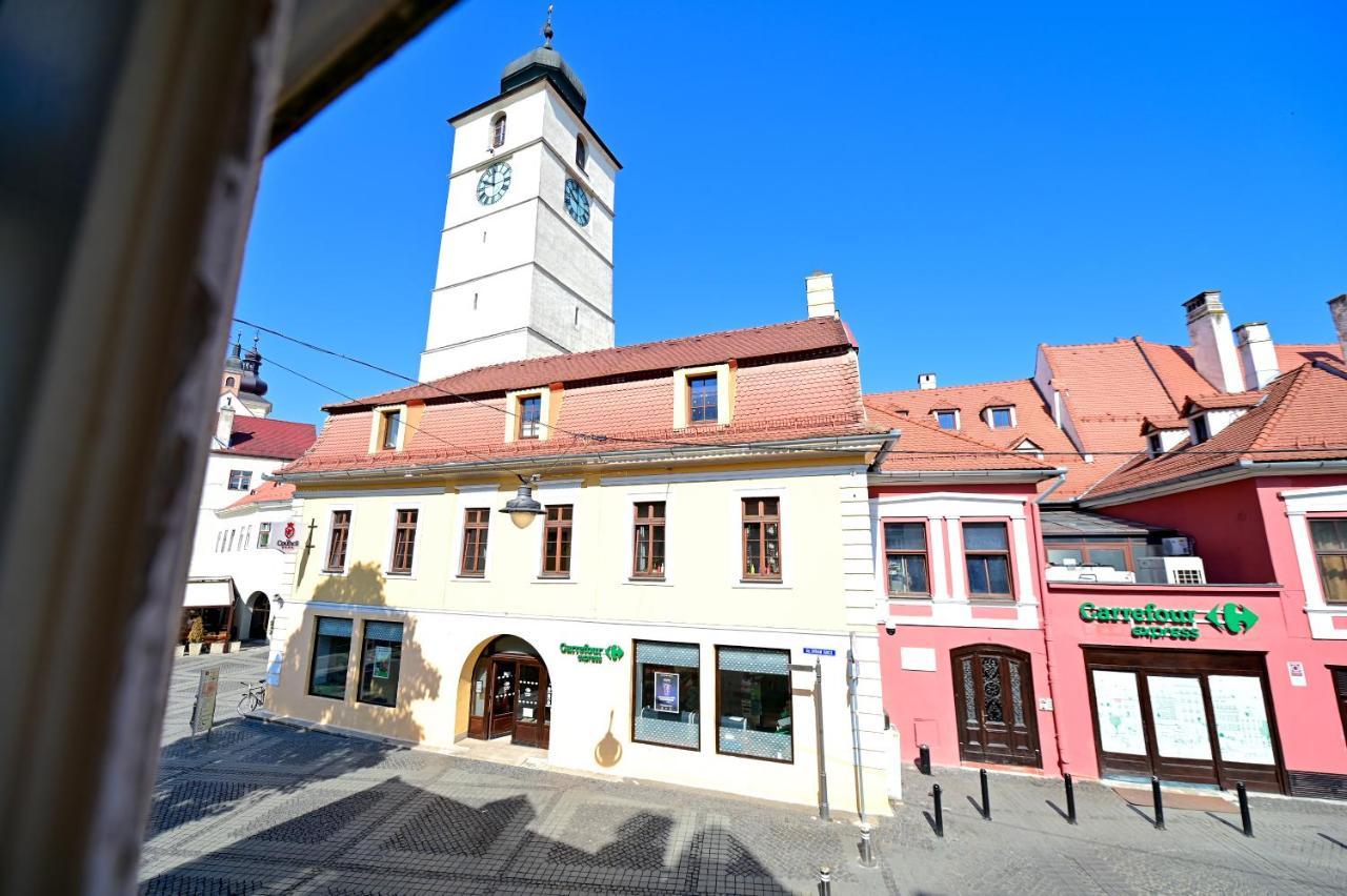 Lovely 2 Bedroom Apartment In Historic City Center Sibiu Exteriér fotografie